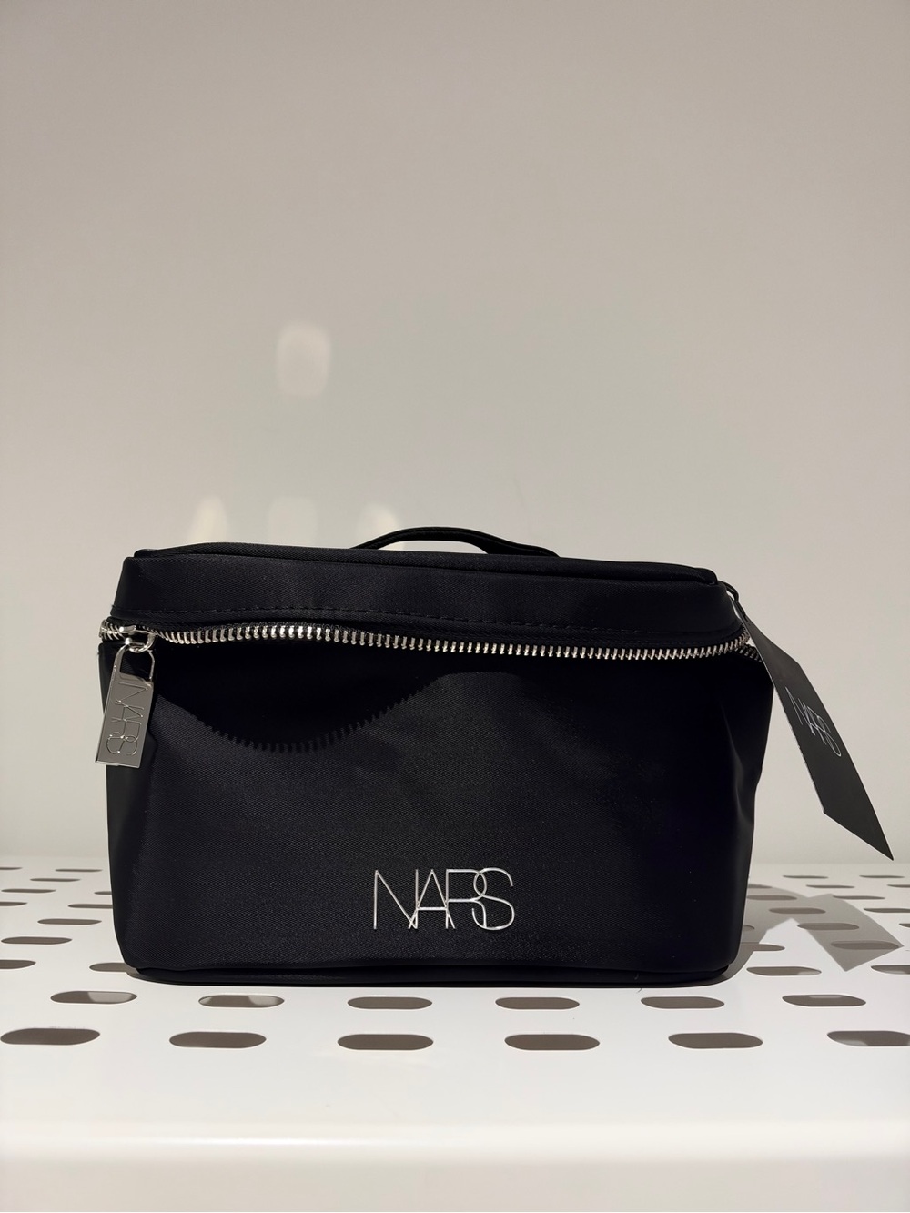 NARS Vanity Case - Picture 2 of 3